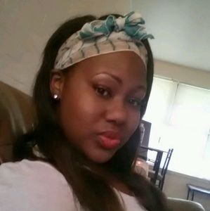 Meet your Posher, Nicole